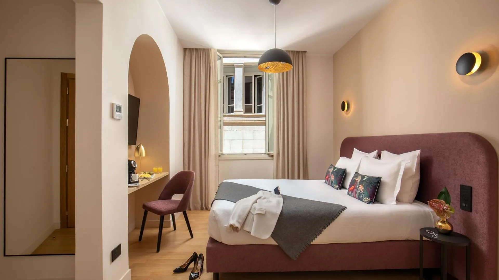 9Hotel Cesari Roma 4*,  Italia